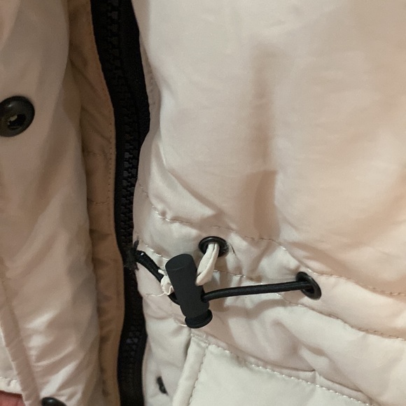 H&M beige vest - Picture 4 of 5